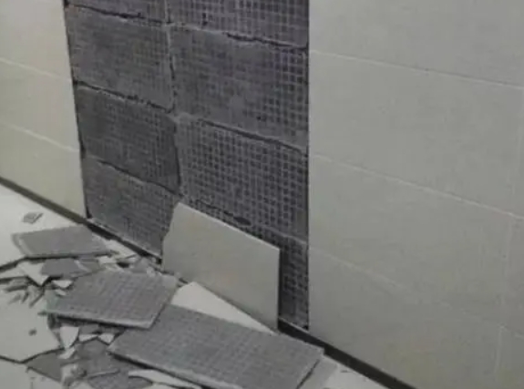 山南市瓷砖空鼓维修公司分享下山南市墙砖松动维修的知识